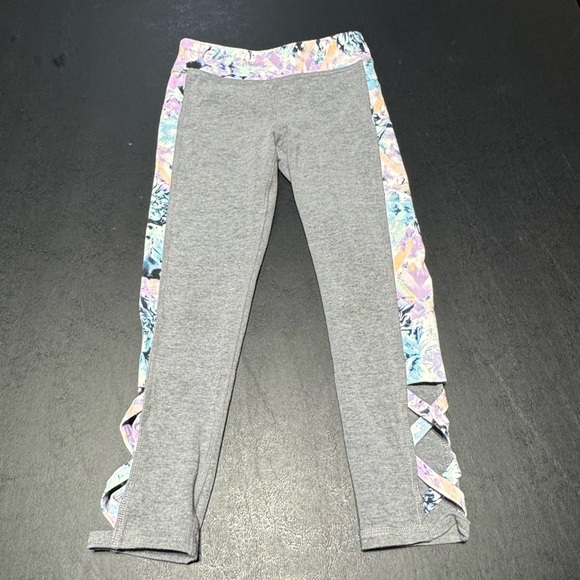 Lot of 3 Girls Ideology Size Small / 6 Outfits - Picture 7 of 16